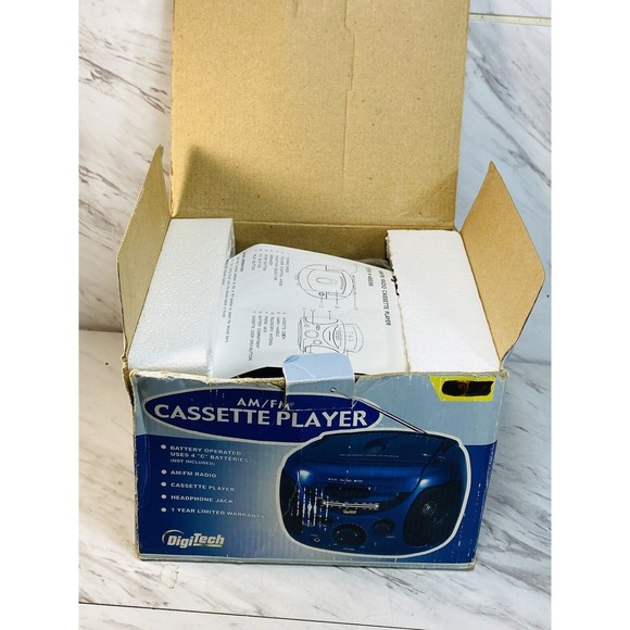 Vintage Digitech AM/FM Cassette Player NEW battery operated only - Picture 9 of 11